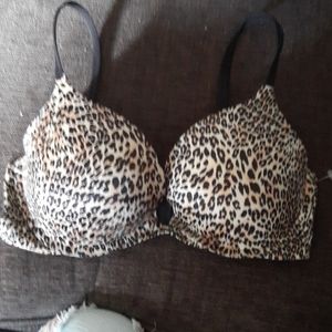 Bra leopard print